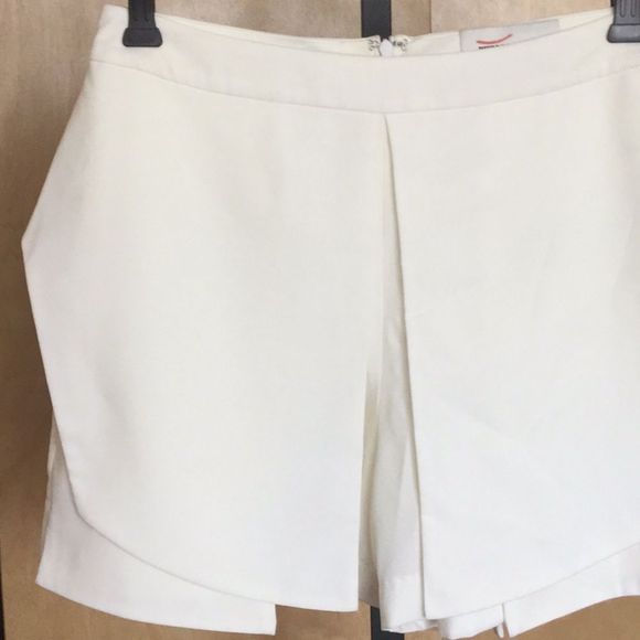 Franka' Apron Overlay Shorts PUBLIC SCHOOL - Picture 2 of 8